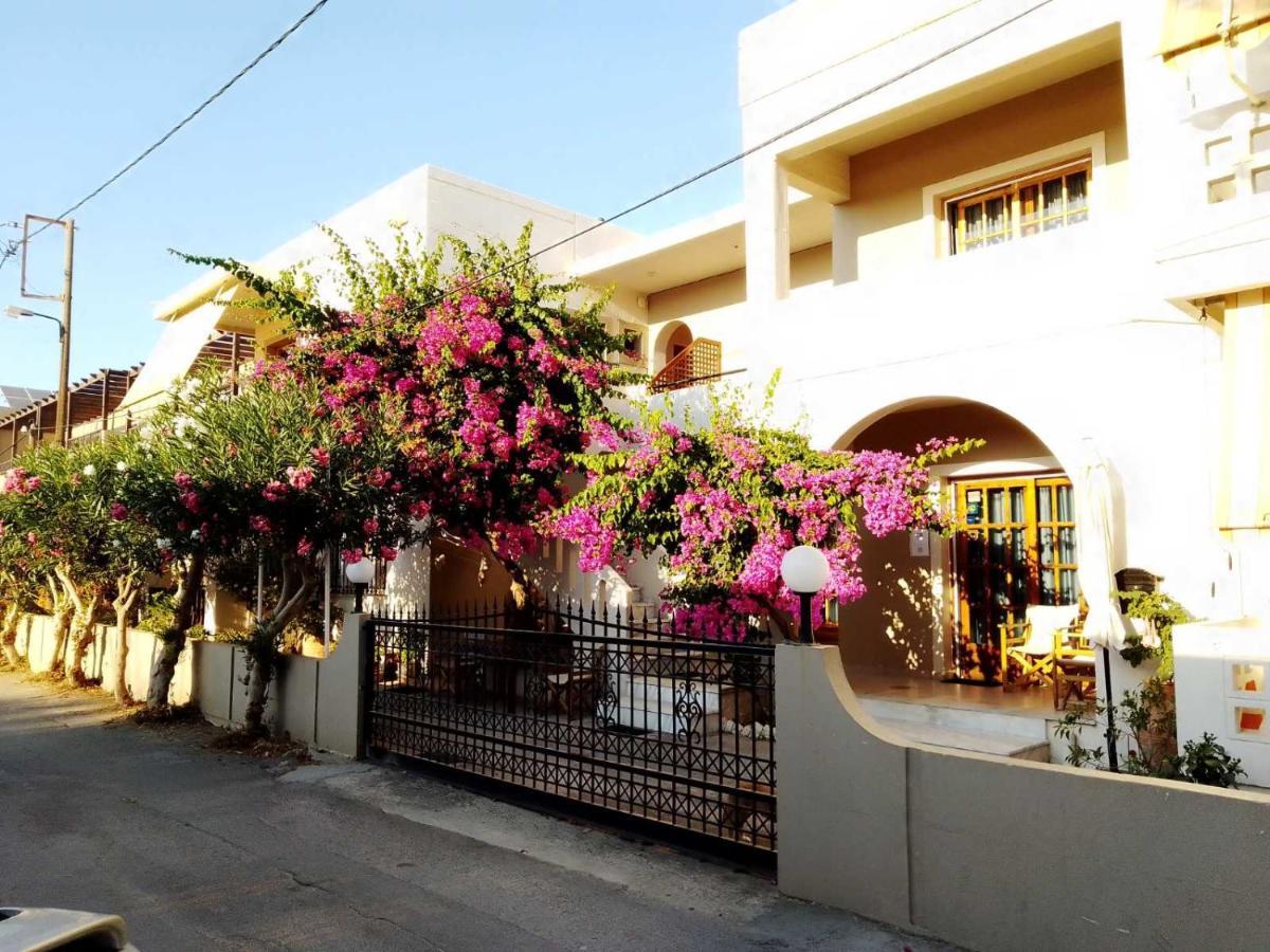 Irini Apartments Платаньяс Экстерьер фото
