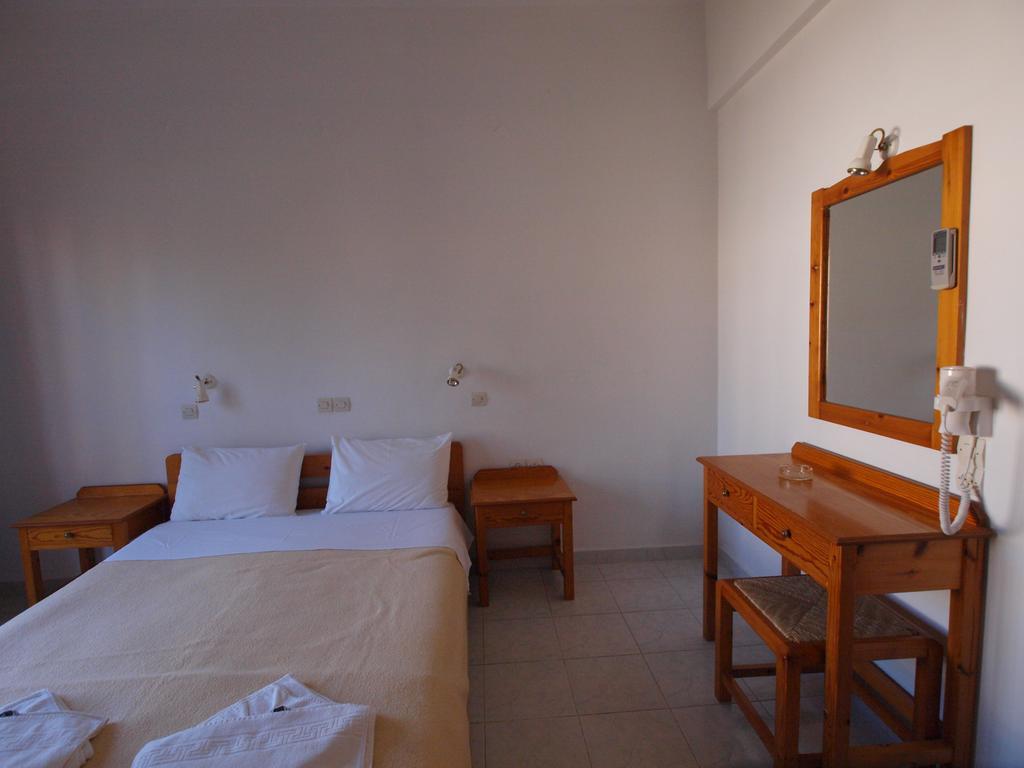 Irini Apartments Платаньяс Номер фото