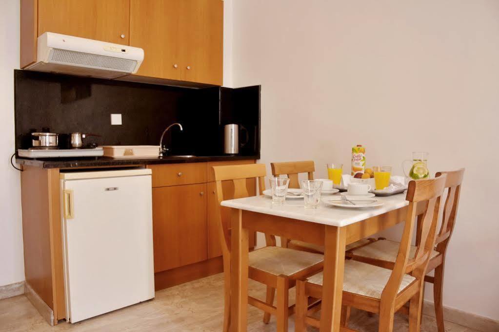 Irini Apartments Платаньяс Экстерьер фото