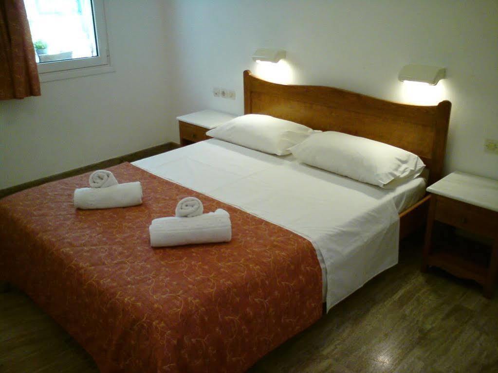 Irini Apartments Платаньяс Экстерьер фото